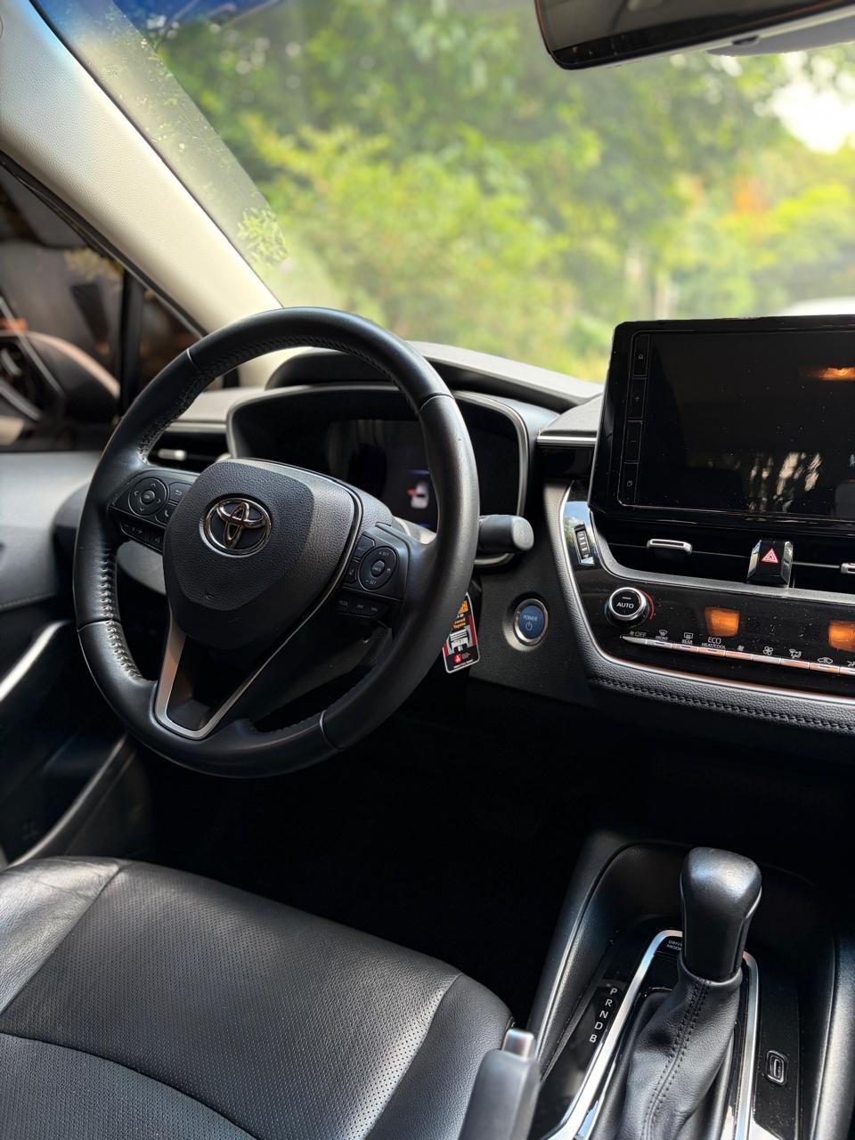TOYOTA COROLLA HYBRID SEG